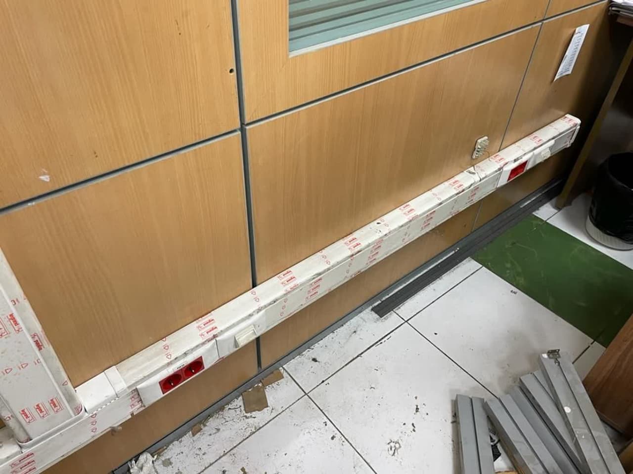 نصب و داکت کشی شبکه