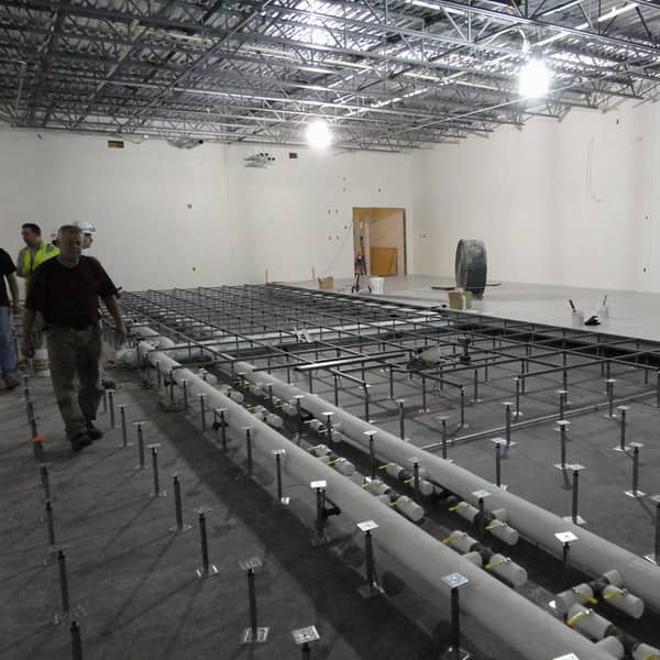 خدمات نصب و راه اندازی کف کاذب در اتاق سرور